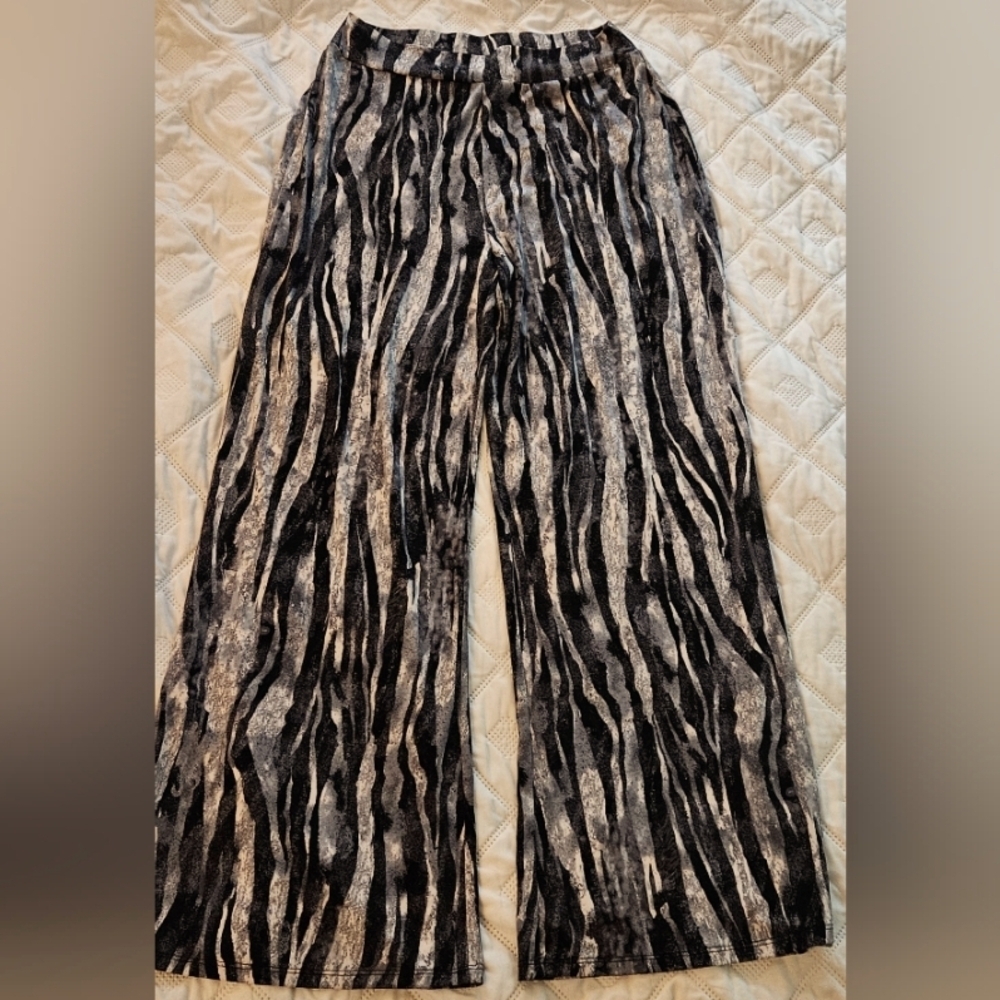 ๐NWOT Marc Bouwer Black and White Wide Leg Pants Size Small- Large ๐ - Picture 1 of 8